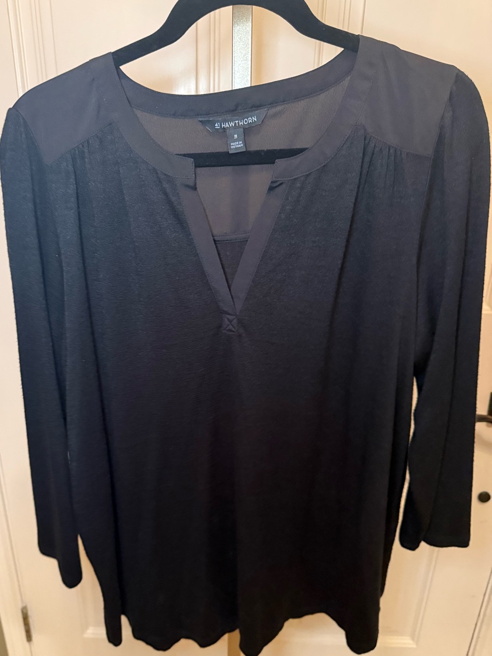 41 Hawthorn Black V-Neck Long Sleeve Tunic